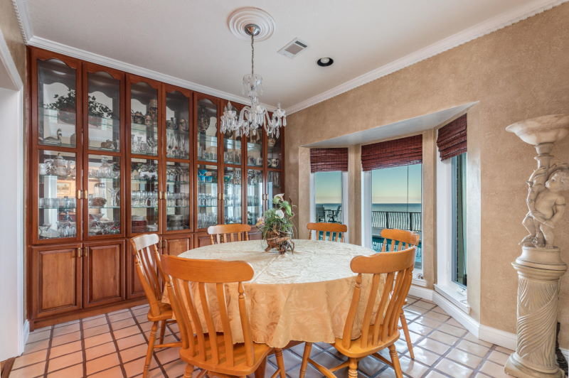 Dining room in Shalimar, FL waterfront home