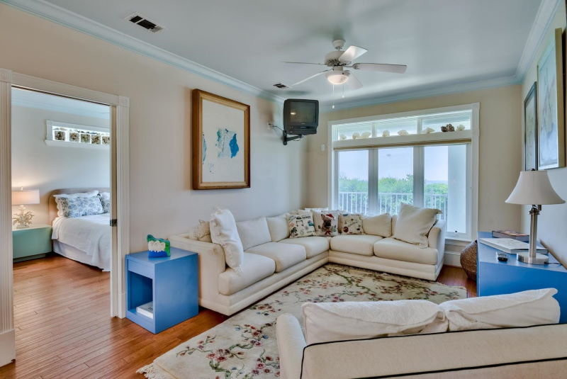 Bonus room in Four Mile Village home in Miramar Beach, Florida