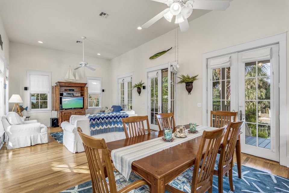 Dining room in Destin Pointe home