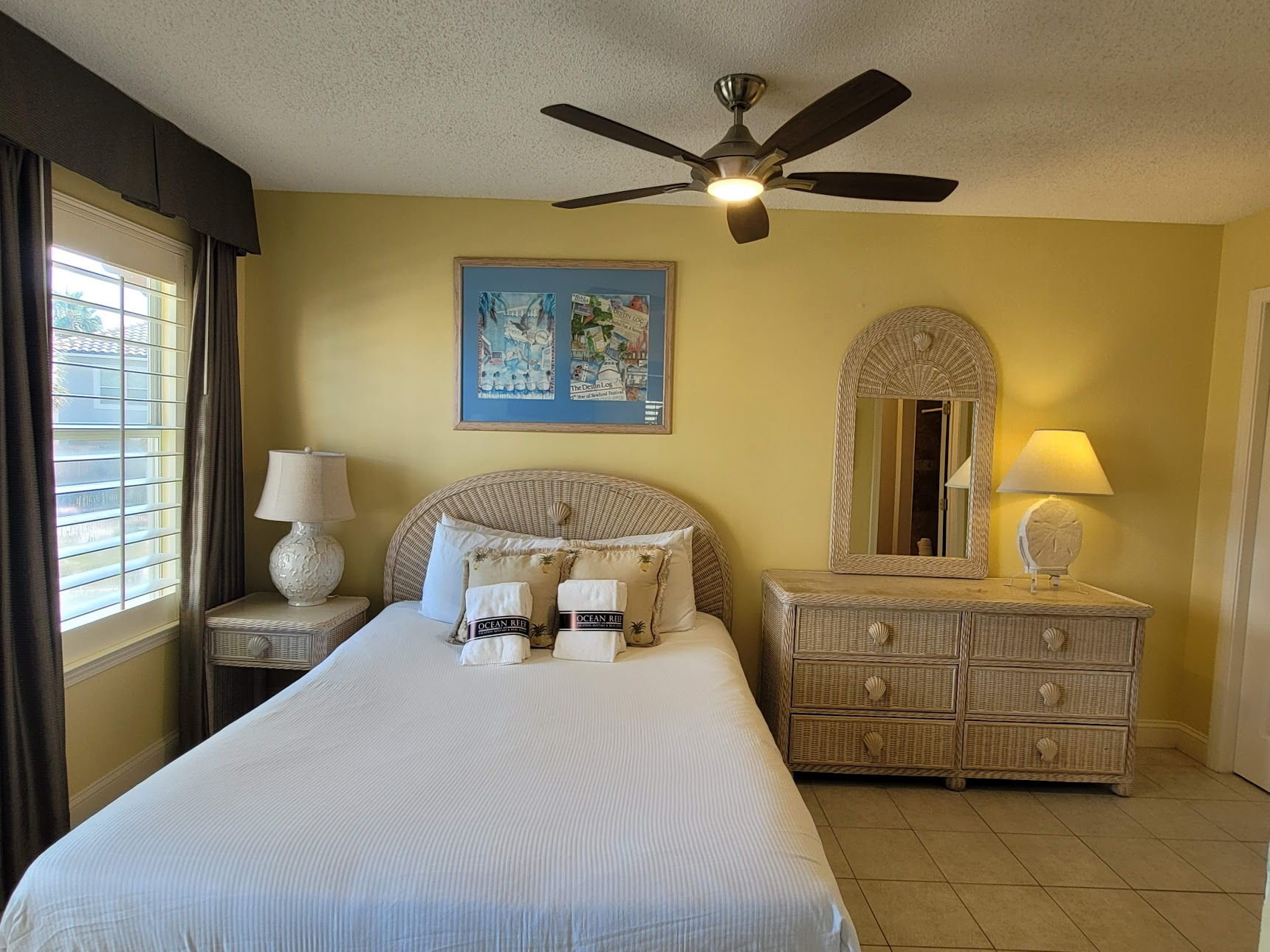 Guest bedroom in Miramar Beach home